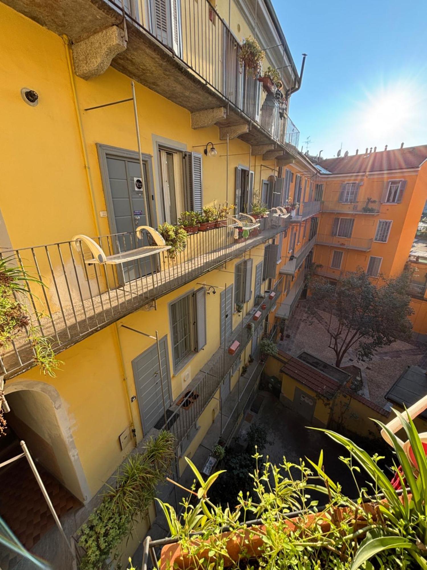 La Vecchia Milano-Les Nubles Vannucci - Il Ballatoio E Il Cortile المظهر الخارجي الصورة